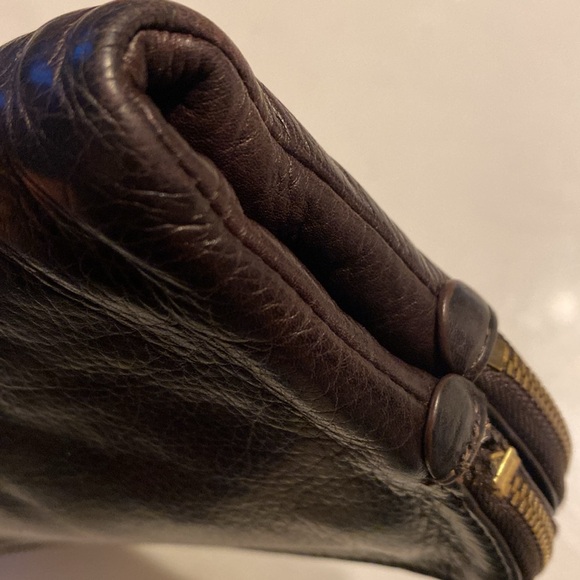 UGG leather folding wallet EUC/HTF - Picture 6 of 11